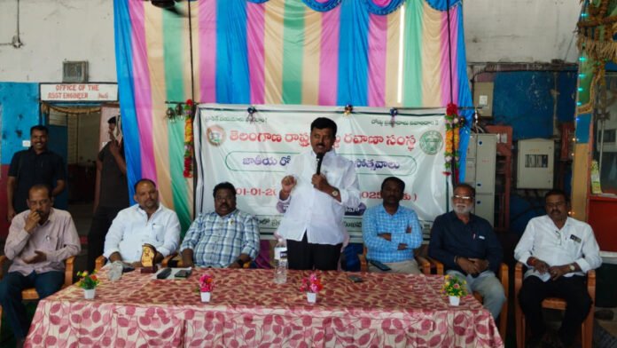 BJP leader Nemalikonda Venumadhav welcomed Laxman.