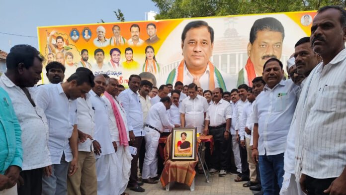 MP Suresh Kumar Shetkar celebrated Priyanka Gandhi's birthday